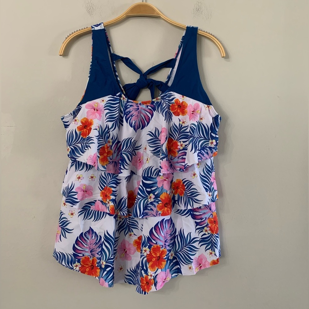 NEW 2 PIECE SWIMSUIT FLORAL AND NAVY BLUE SIZE:2XL